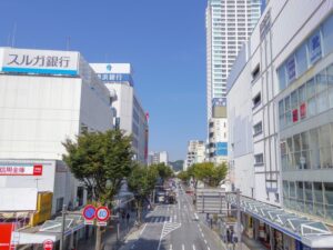 横須賀中央駅前